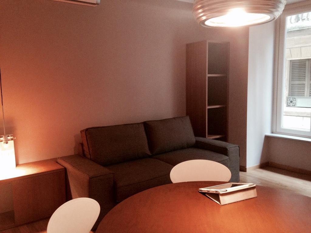 Fifty Eight Suite Milan Center Milão Quarto foto